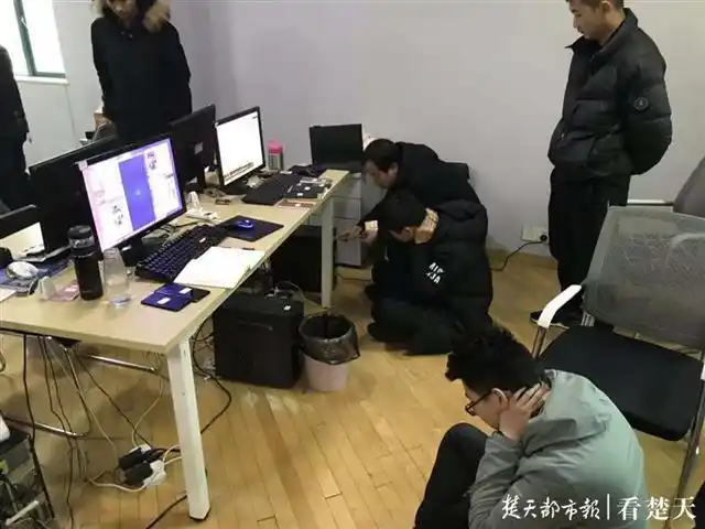  股票投资诈骗团伙 __10倍配资